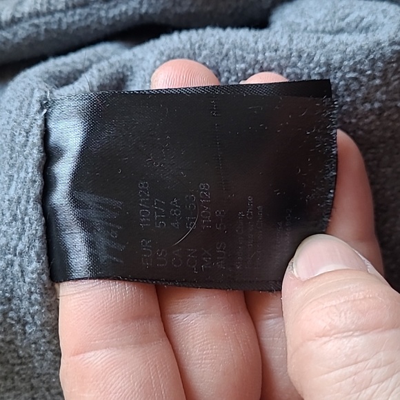 Kids hat boys H&M size 5-7 - Picture 4 of 4